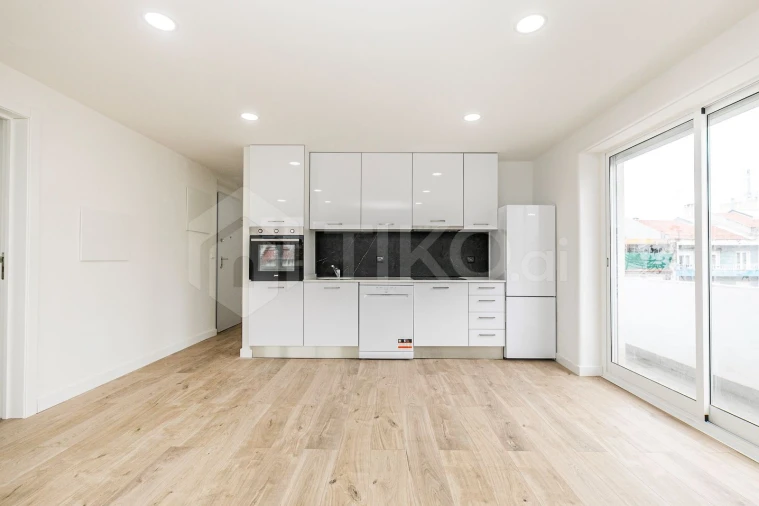 Apartamento T3 para Venda em Venteira Foto 2