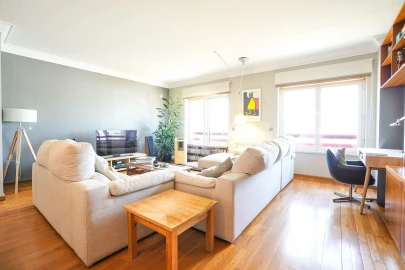 Apartamento T3 para Venda em Carnide