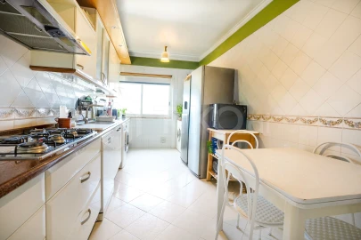 Apartamento T3 para Venda em Carnide