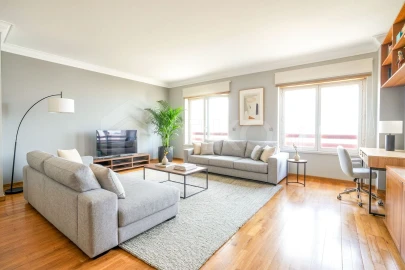 Apartamento T3 para Venda em Carnide