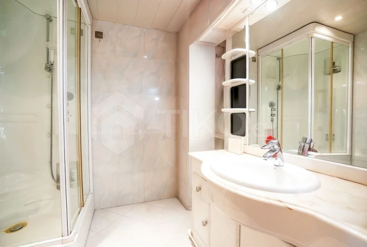Apartamento T3 para Venda em Carnide Foto 24