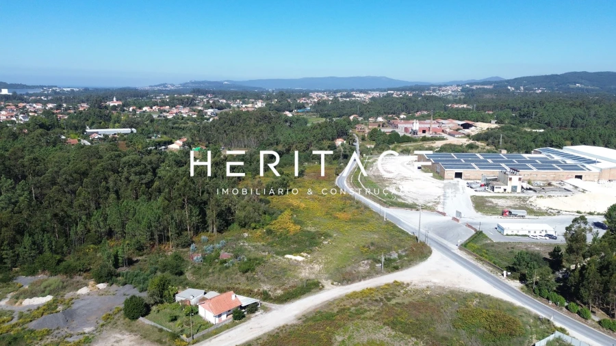 Terreno para Venda em Alvarães Foto 9