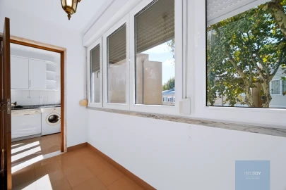 Apartamento T2 para Venda em Algés, Linda-A-Velha e Cruz Quebrada-Dafundo