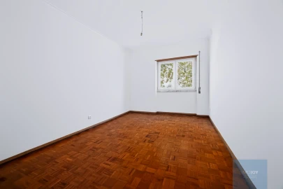 Apartamento T2 para Venda em Algés, Linda-A-Velha e Cruz Quebrada-Dafundo