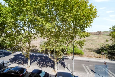 Apartamento T2 para Venda em Algés, Linda-A-Velha e Cruz Quebrada-Dafundo