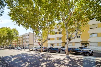 Apartamento T2 para Venda em Algés, Linda-A-Velha e Cruz Quebrada-Dafundo