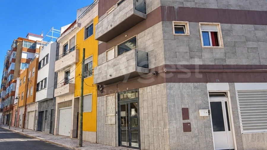Prédio para Venda em Avenidas Novas