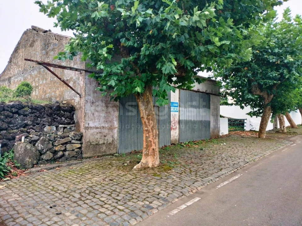 Garagem para Venda em Fonte do Bastardo Foto 3