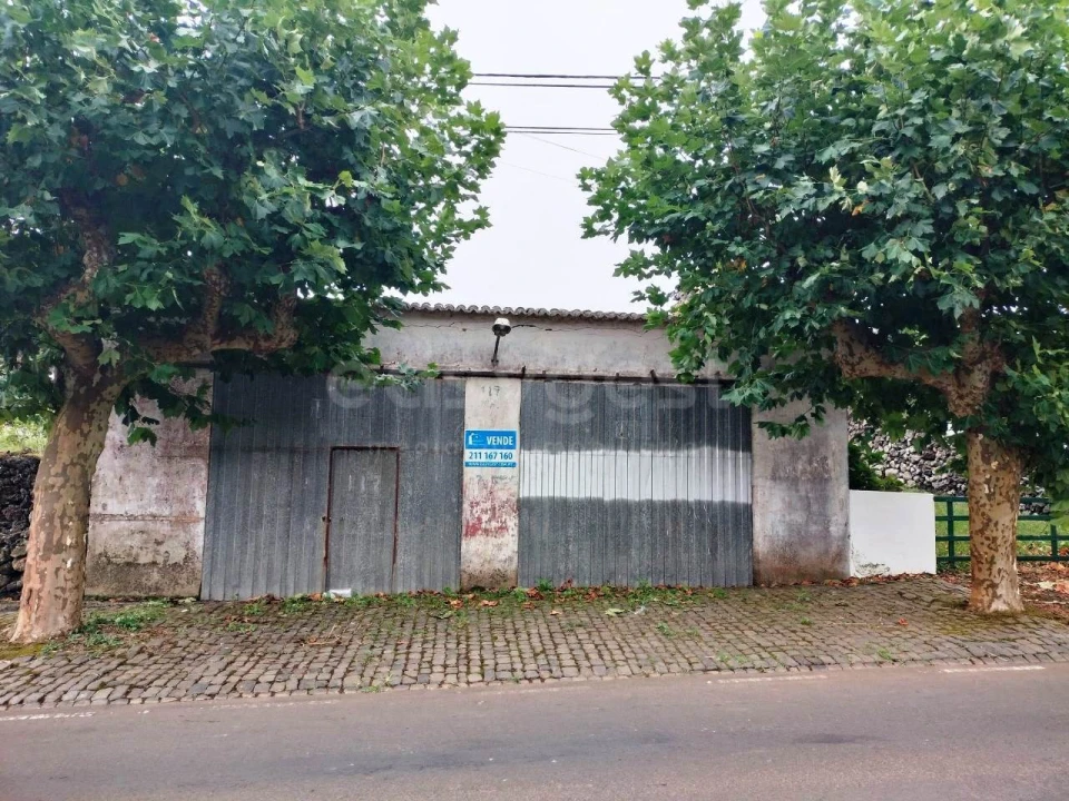 Garagem para Venda em Fonte do Bastardo Foto 5