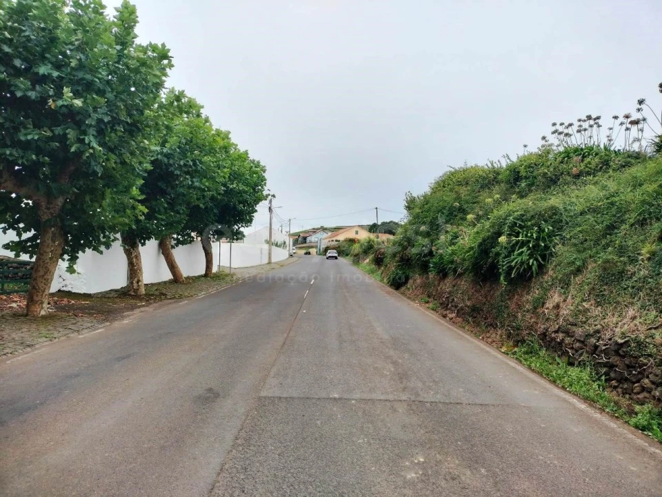 Garagem para Venda em Fonte do Bastardo Foto 6