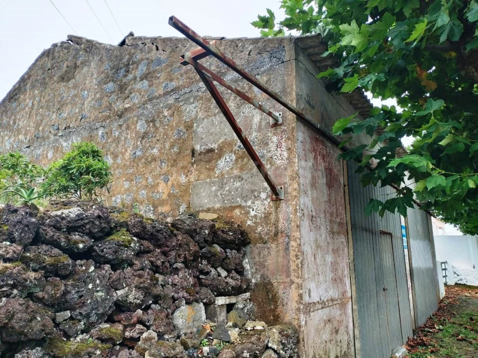 Garagem para Venda em Fonte do Bastardo Foto 11