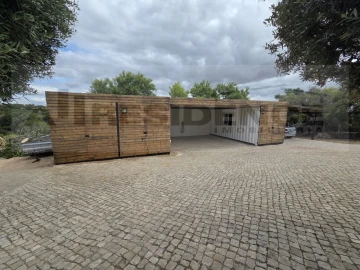Quinta T3 para Venda em Guia