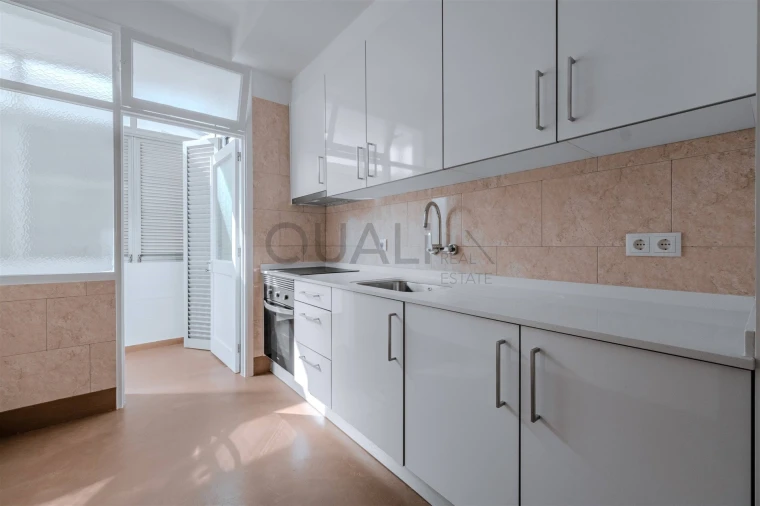 Apartamento T2 para Venda em Funchal (Se) Foto 3