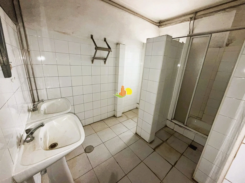 Armazém para Arrendamento em São Pedro Foto 8