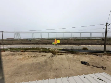 Armazém para Arrendamento em São Pedro