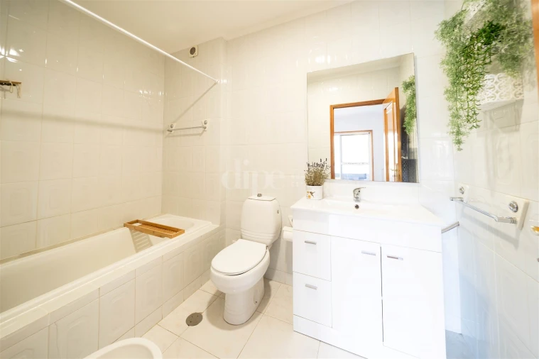 Apartamento T3 para Venda em Selho (São Cristovão) Foto 19