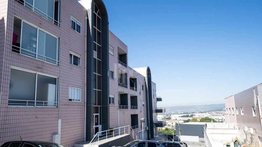 Apartamento T3 para Venda em Selho (São Cristovão)