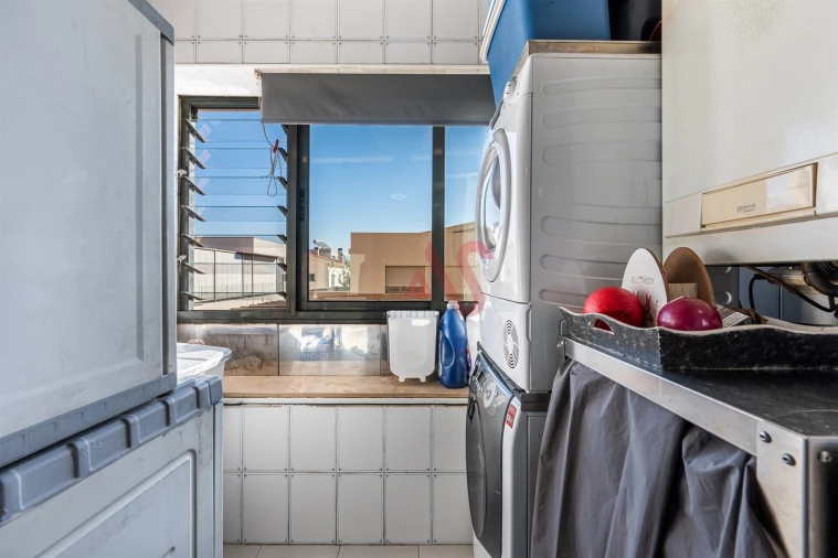 Apartamento T2 para Venda em Rio Tinto Foto 8