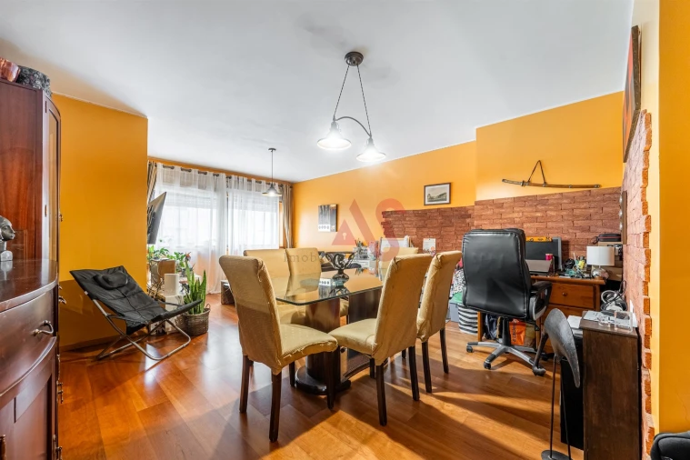 Apartamento T2 para Venda em Rio Tinto Foto 5