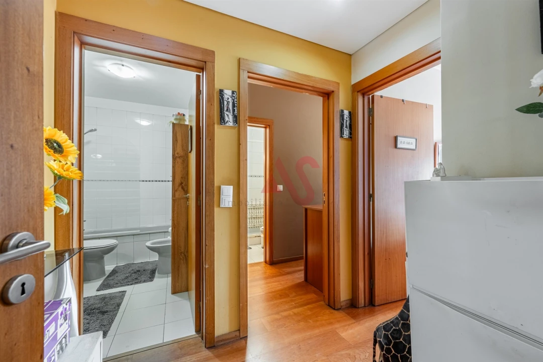 Apartamento T2 para Venda em Rio Tinto Foto 14