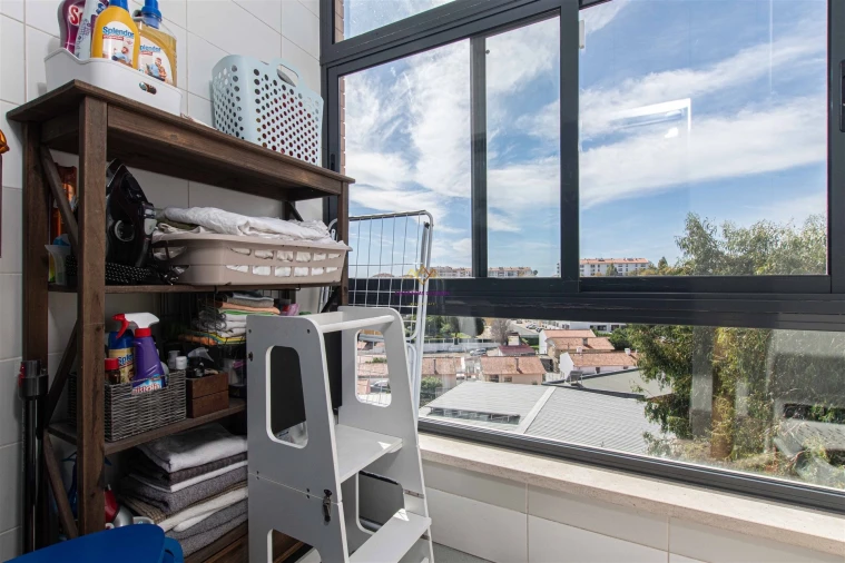 Apartamento T2 para Venda em Alcabideche Foto 15