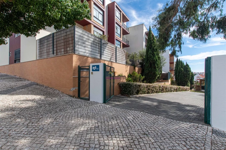 Apartamento T2 para Venda em Alcabideche Foto 5