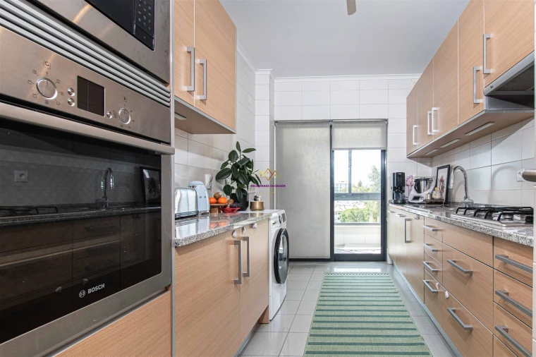 Apartamento T2 para Venda em Alcabideche Foto 12