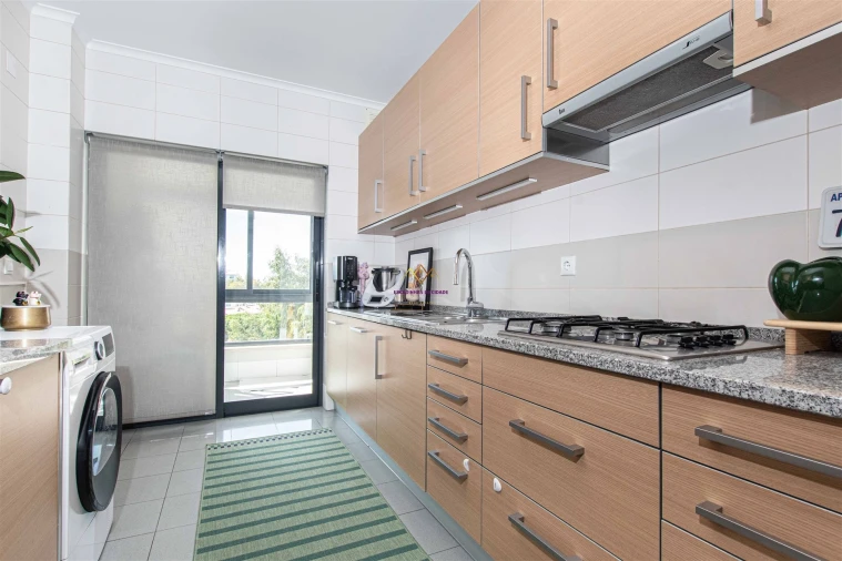 Apartamento T2 para Venda em Alcabideche Foto 13