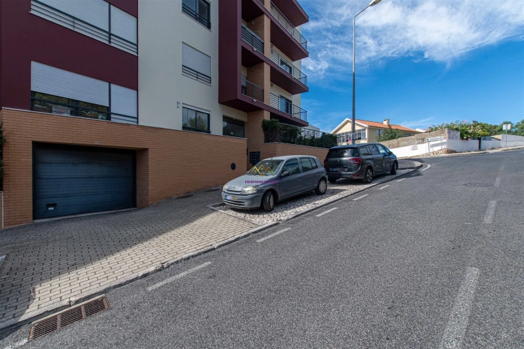 Apartamento T2 para Venda em Alcabideche Foto 2