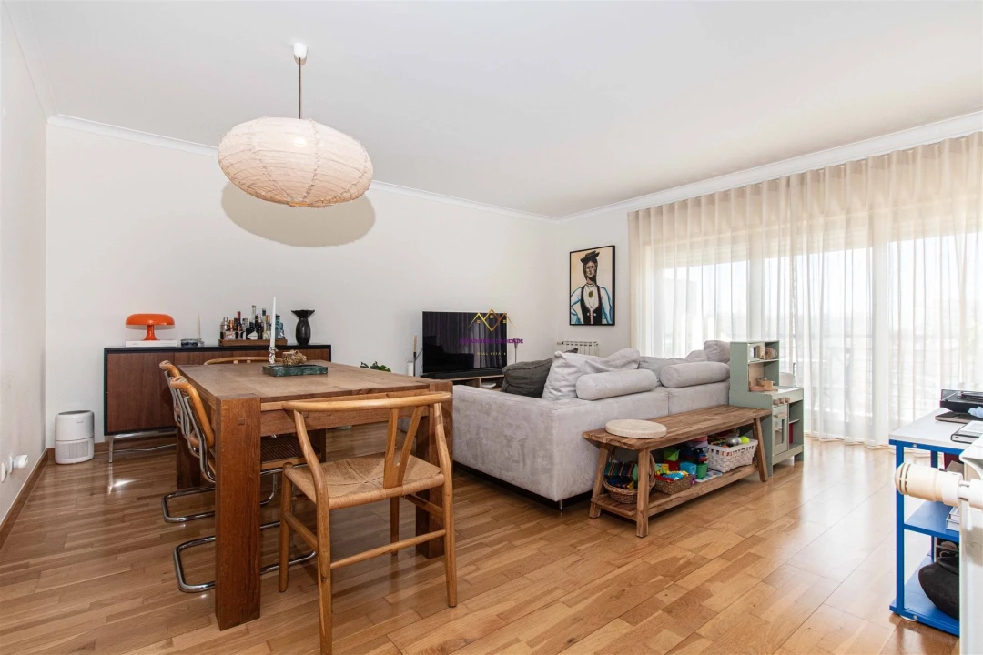 Apartamento T2 para Venda em Alcabideche Foto 1