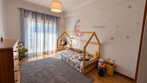 Apartamento T3 para Venda em Peso da Régua e Godim