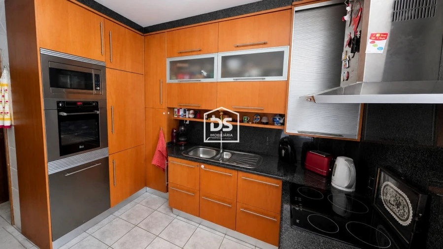 Apartamento T3 para Venda em Peso da Régua e Godim Foto 8