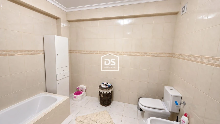 Apartamento T3 para Venda em Peso da Régua e Godim Foto 12
