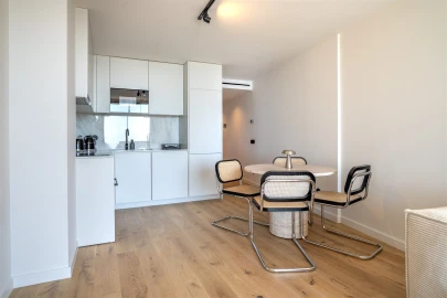 Apartamento T2 para Venda em Aldoar, Foz do Douro e Nevogilde