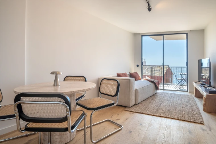 Apartamento T2 para Venda em Aldoar, Foz do Douro e Nevogilde Foto 3
