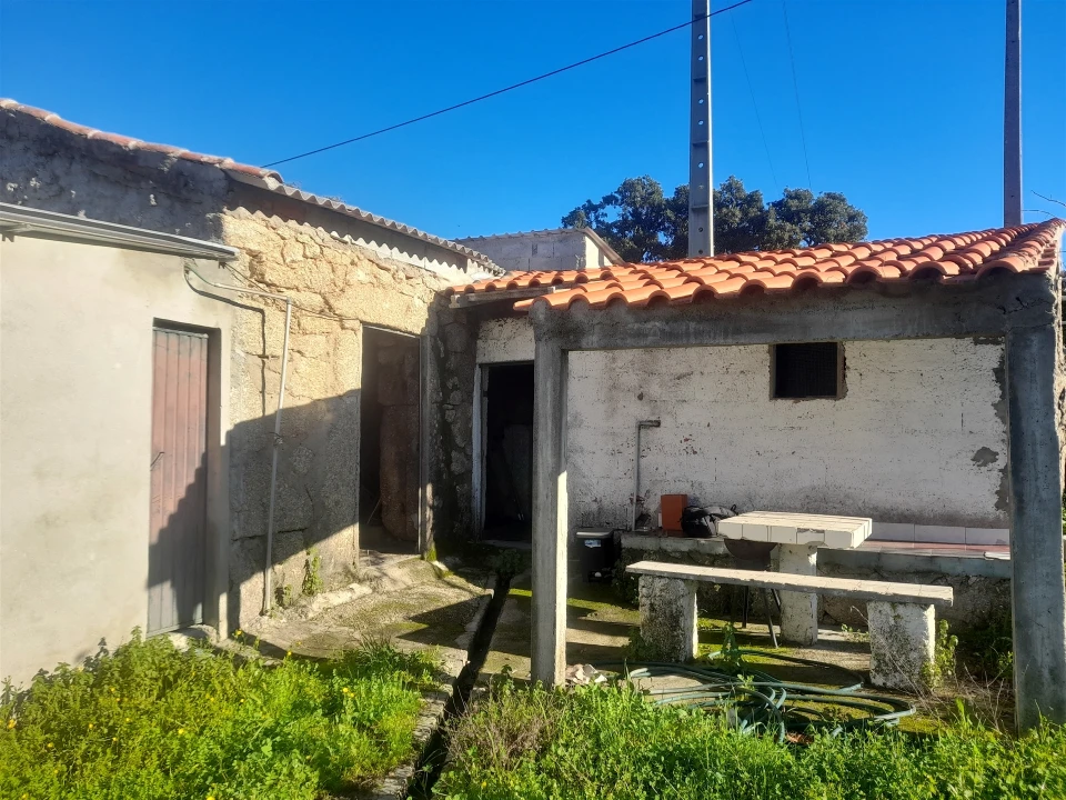 Quinta T3 para Venda em Vale de Prazeres e Mata da Rainha Foto 2