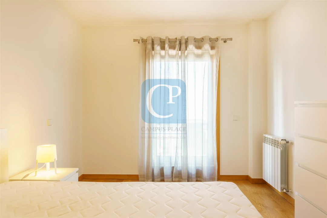 Apartamento T1 para Arrendamento em Paranhos Foto 19