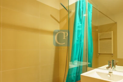 Apartamento T1 para Arrendamento em Paranhos