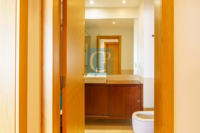 Apartamento T1 para Arrendamento em Paranhos