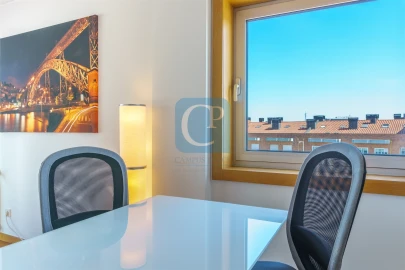 Apartamento T1 para Arrendamento em Paranhos