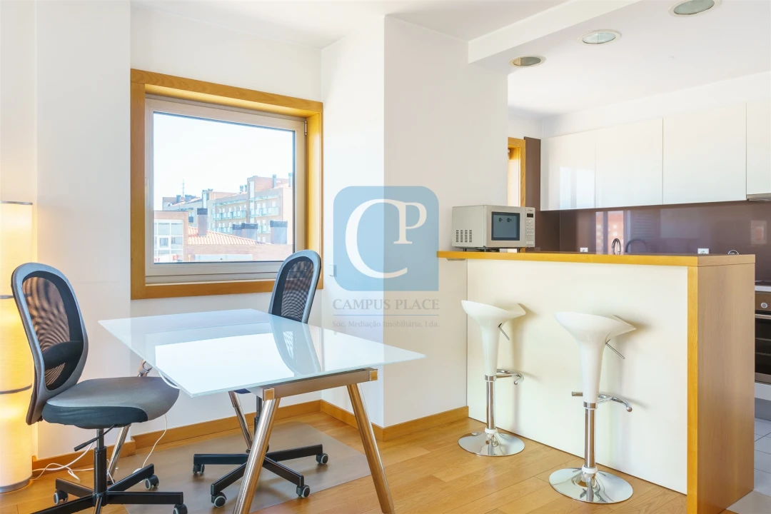 Apartamento T1 para Arrendamento em Paranhos Foto 10