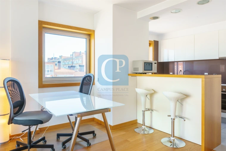 Apartamento T1 para Arrendamento em Paranhos Foto 10