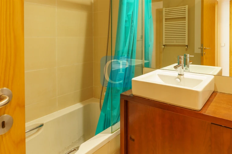 Apartamento T1 para Arrendamento em Paranhos Foto 26