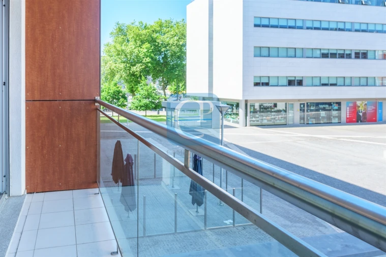 Apartamento T1 para Arrendamento em Paranhos Foto 6