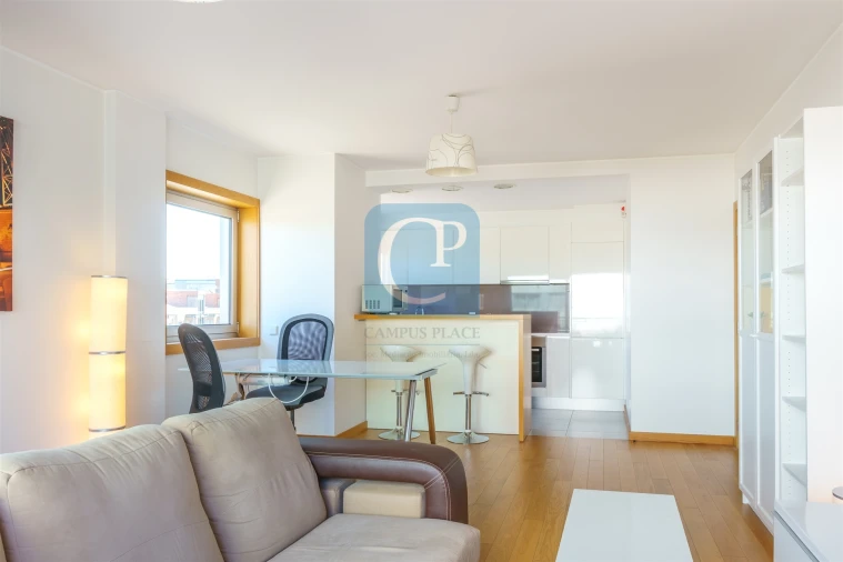Apartamento T1 para Arrendamento em Paranhos Foto 8
