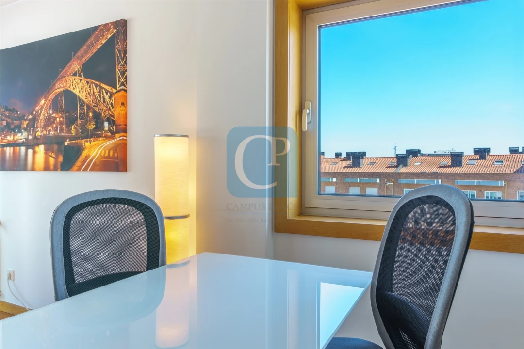 Apartamento T1 para Arrendamento em Paranhos Foto 3