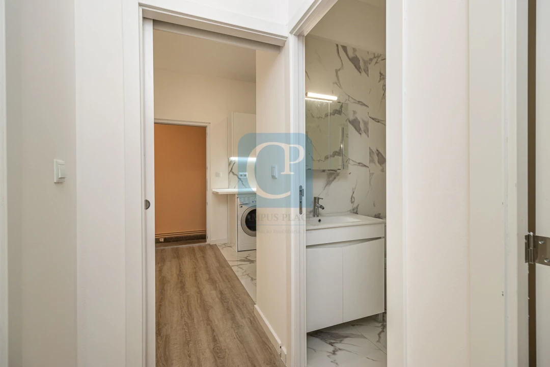 Moradia T2 para Arrendamento em Paranhos Foto 10