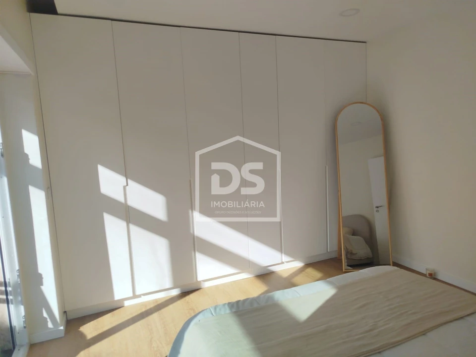 Apartamento T5 para Venda em Viseu Foto 4