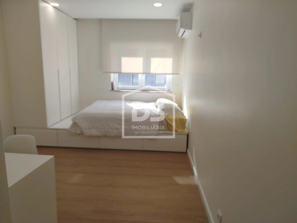 Apartamento T5 para Venda em Viseu Foto 34