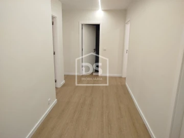 Apartamento T5 para Venda em Viseu